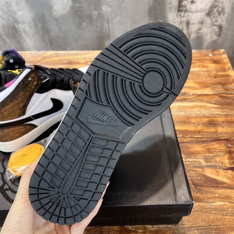 AIR JORDAN 1 MID SE – NSN028