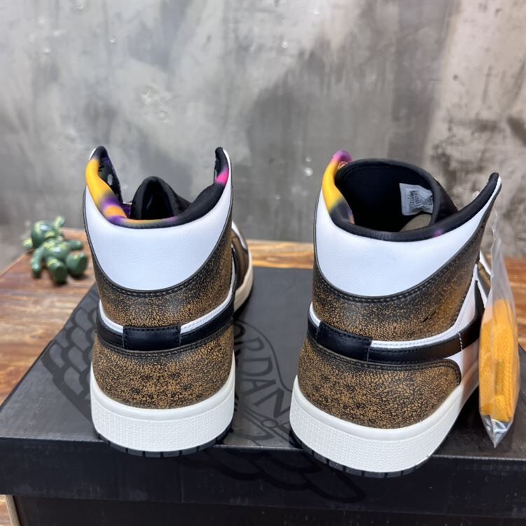 AIR JORDAN 1 MID SE – NSN028