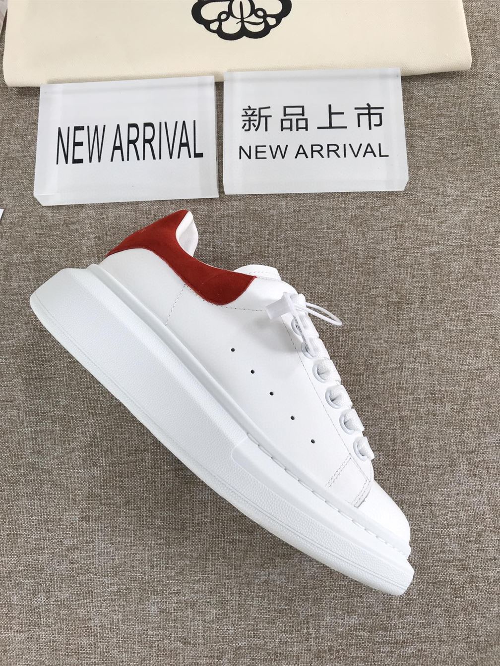 ALEXANDER MCQUEEN SNEAKER - ALD004