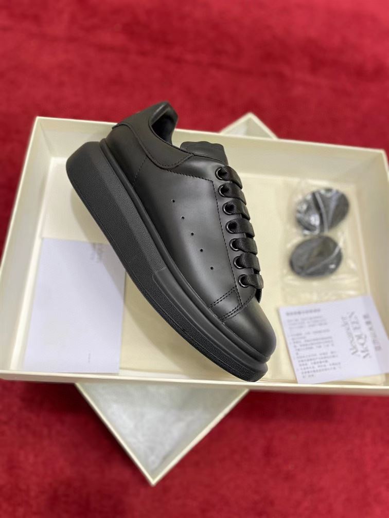 ALEXANDER MCQUEEN SNEAKER - ALD009