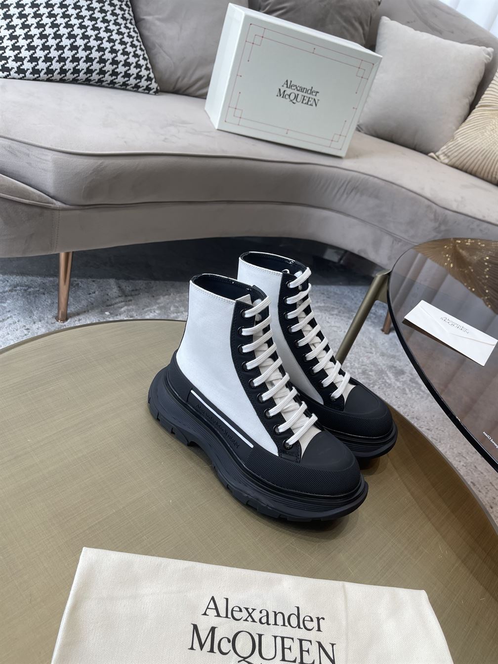 ALEXANDER MCQUEEN TREAD SLICK HIGH-TOP SNEAKERS - ALD035