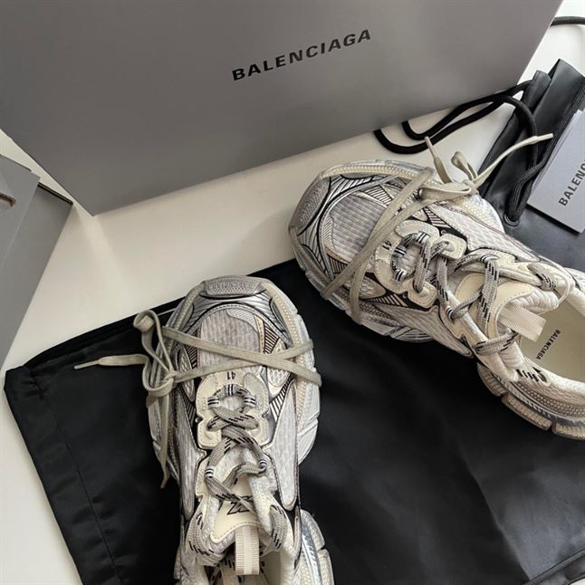 BALENCIAGA 3XL SNEAKER IN BEIGE - BLA086