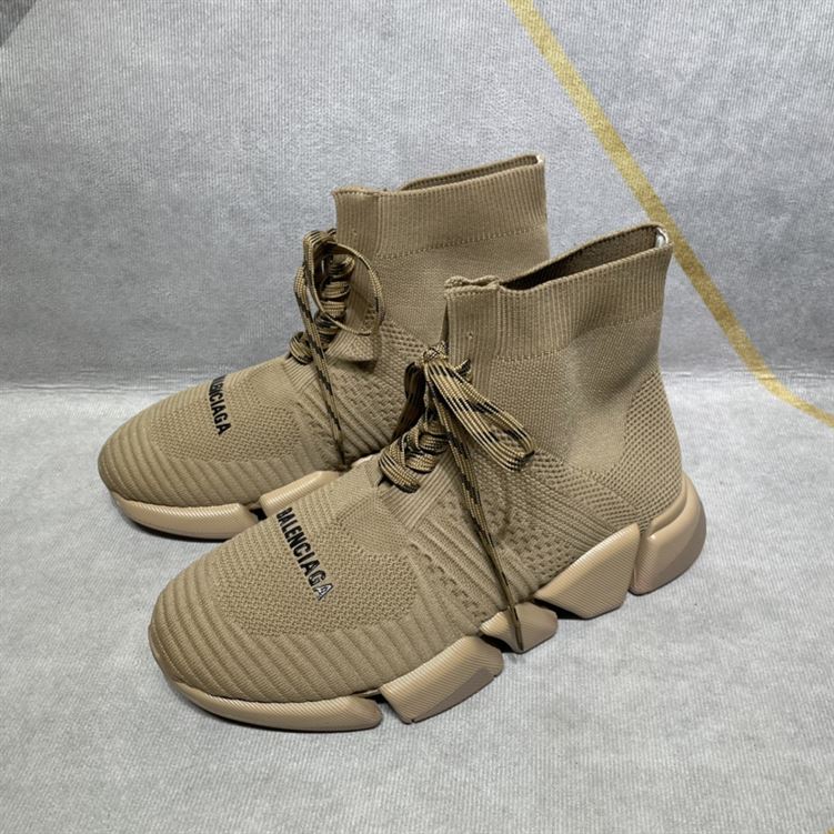 BALENCIAGA MEN'S SPEED 2.0 LACE-UP RECYCLED KNIT SNEAKER IN BEIGE - BLA032