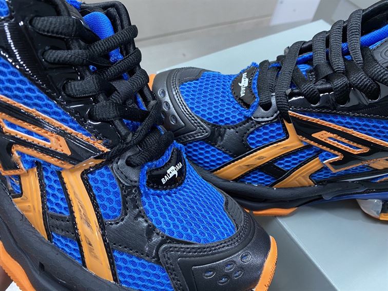 BALENCIAGA RUNNER SNEAKER IN BLUE - BLA054