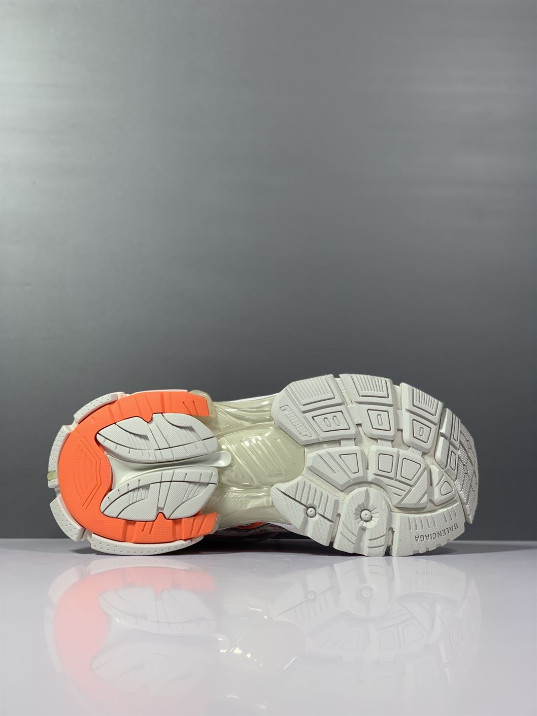 BALENCIAGA RUNNER SNEAKER IN FLUO ORANGE - BLA056