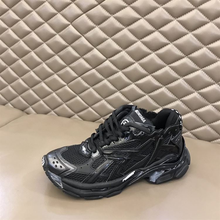 BALENCIAGA RUNNER SNEAKERS IN BLACK - BLA007