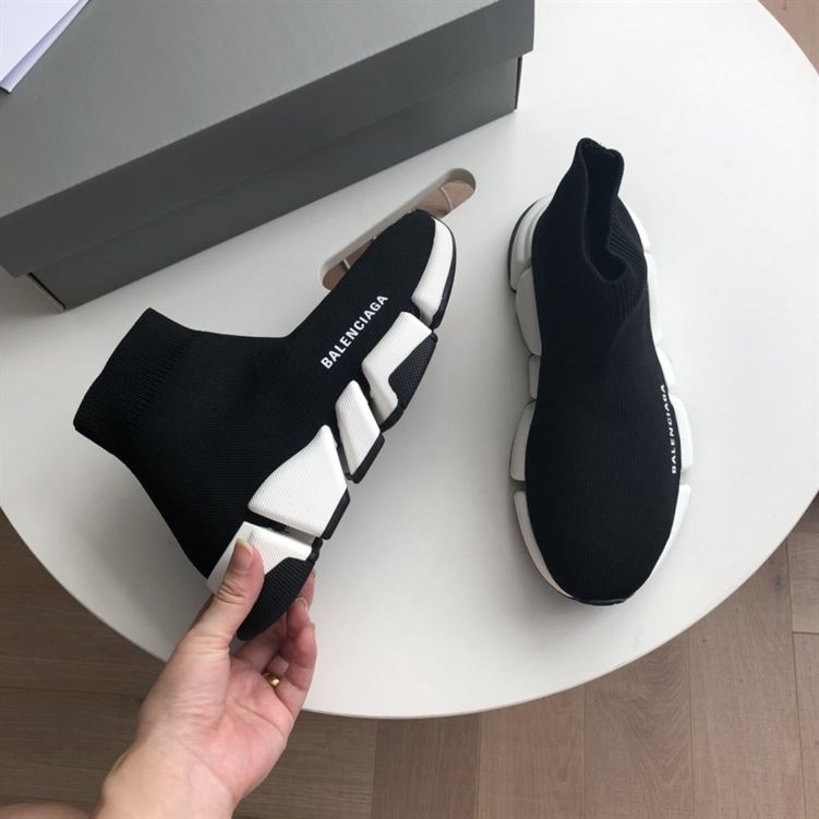 BALENCIAGA SPEED RECYCLED KNIT SNEAKER IN BLACK/WHITE - BLA052