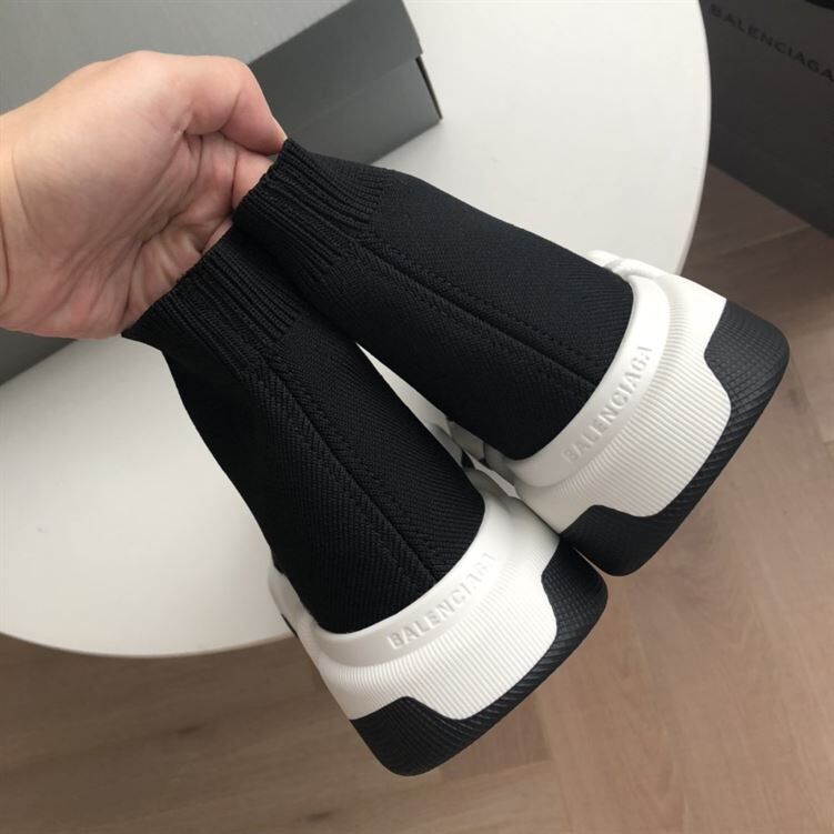 BALENCIAGA SPEED RECYCLED KNIT SNEAKER IN BLACK/WHITE - BLA052