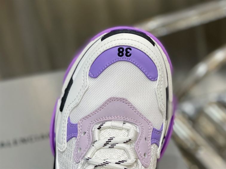 BALENCIAGA TRIPLE S 1.0 SNEAKERS IN WHITE AND LILAC - BLA021