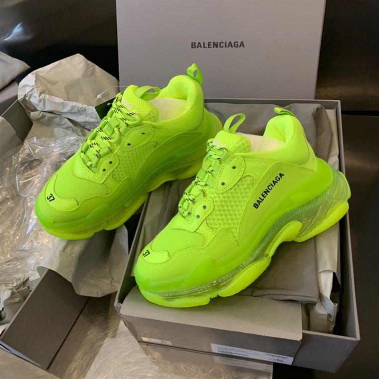 BALENCIAGA TRIPLE S CLEAR SOLE IN GREEN - BLA018