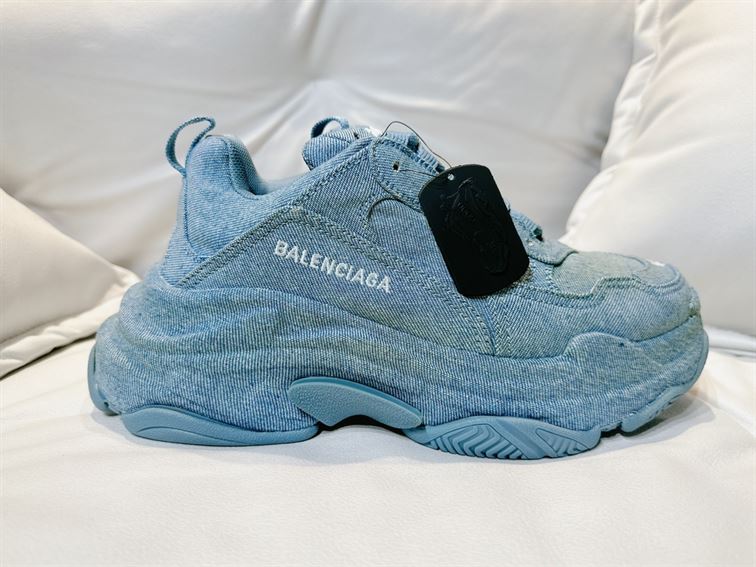 BALENCIAGA TRIPLE S SNEAKER DENIM IN BLUE - BLA078