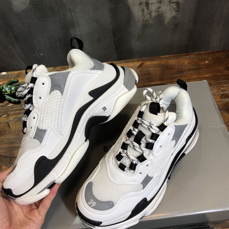 BALENCIAGA TRIPLE S SNEAKERS - BLA010