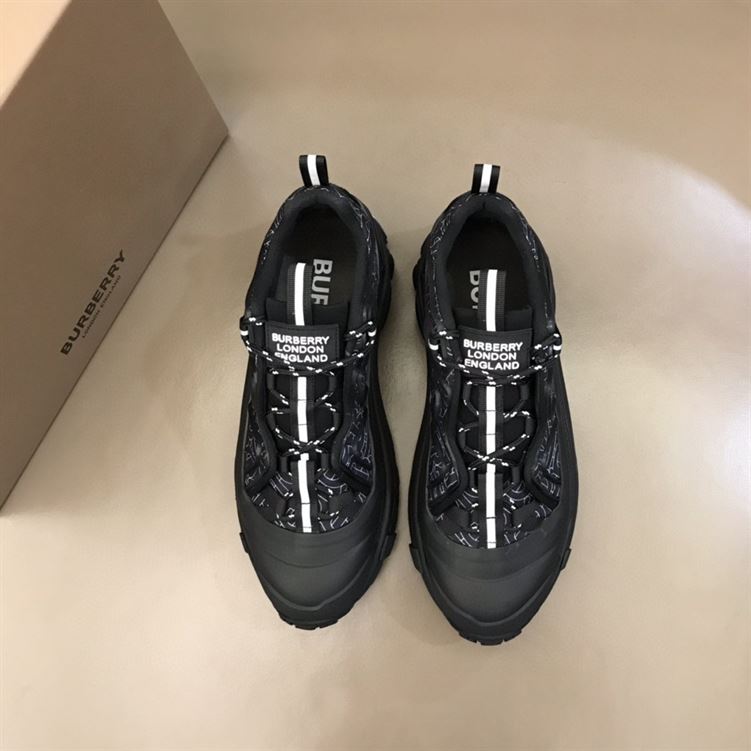 BURBERRY ARTHUR SNEAKERS - BBR001