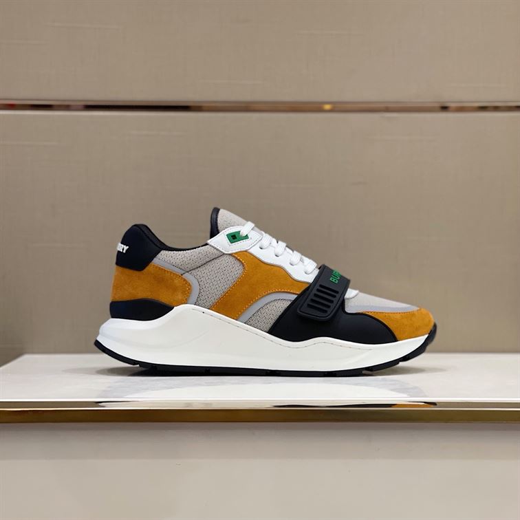 BURBERRY LOGO-STRAP LOW-TOP SNEAKERS - BBR025