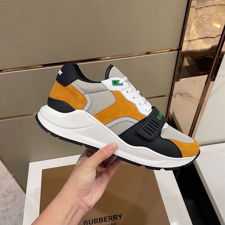 BURBERRY LOGO-STRAP LOW-TOP SNEAKERS - BBR025