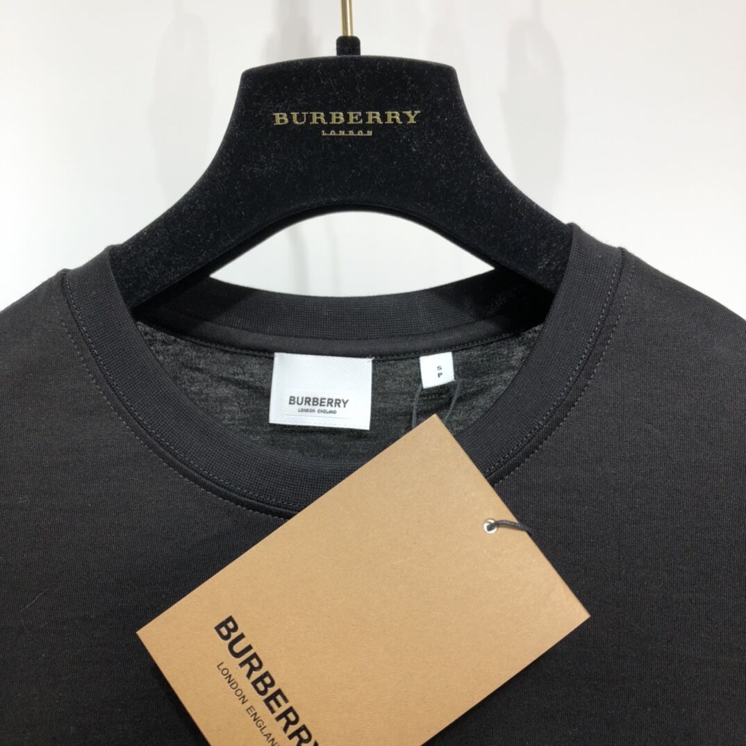 BURBERRY LOGO T-SHIRT - BRS016