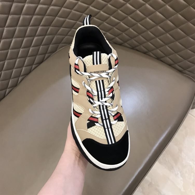 BURBERRY UNION SNEAKERS - BBR018