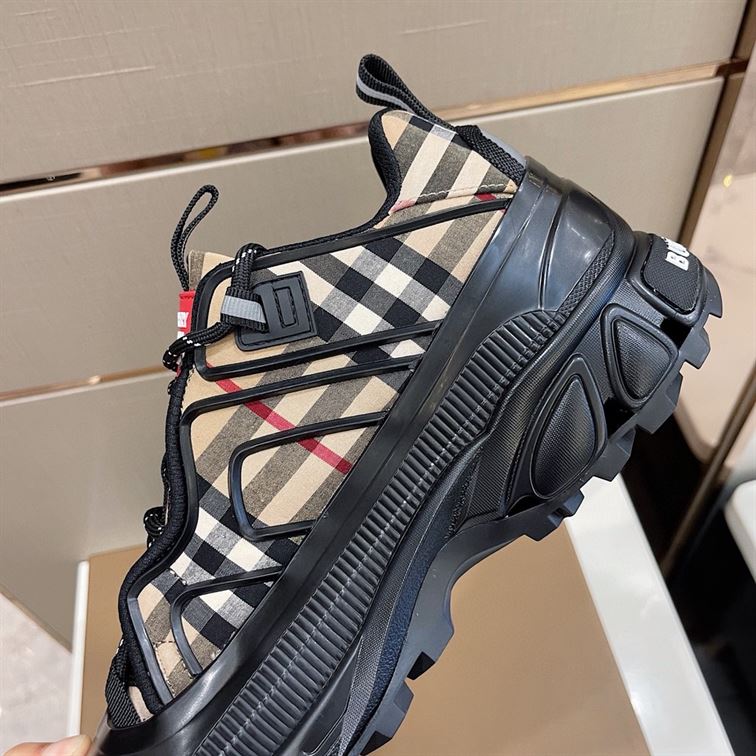 BURBERRY VINTAGE CHECK COTTON ARTHUR SNEAKERS - BBR006