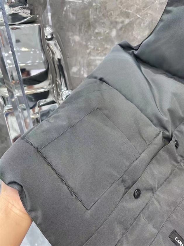 CANADA GOOSE FREESTYLE QUILTED ARTIC-TECH GILET - CN12