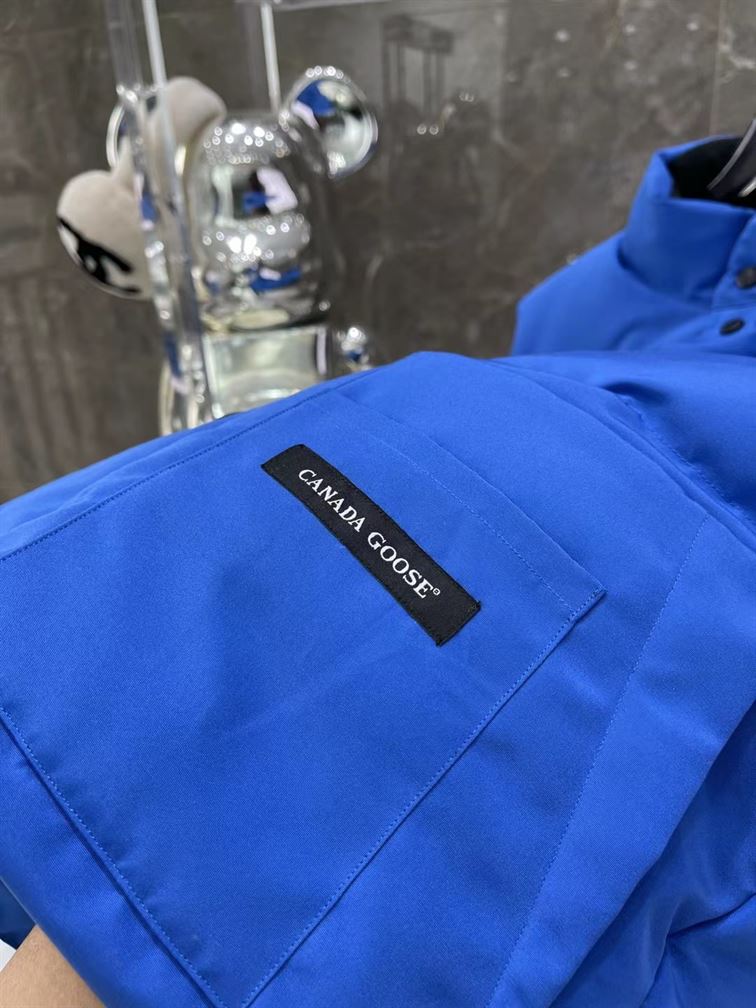 CANADA GOOSE FREESTYLE QUILTED ARTIC-TECH GILET - CN13