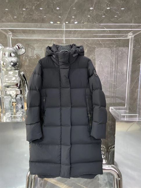CANADA GOOSE LONG PUFFER COAT - CN20