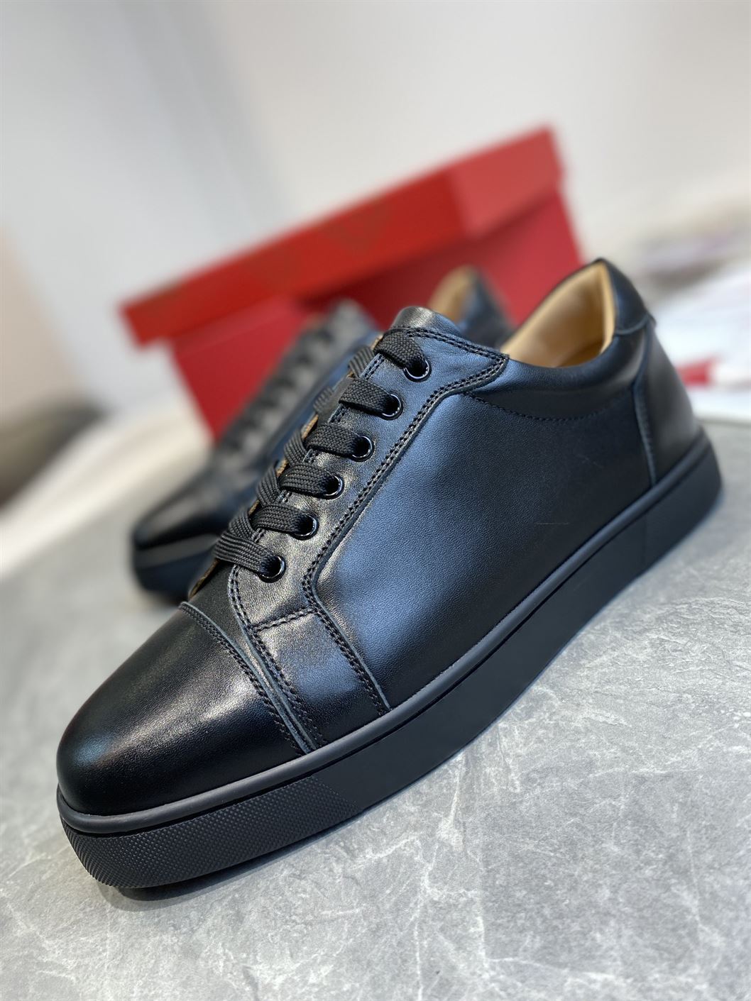 CHRISTIAN LOUBOUTIN LOUIS JUNIOR SNEAKERS - CLS032