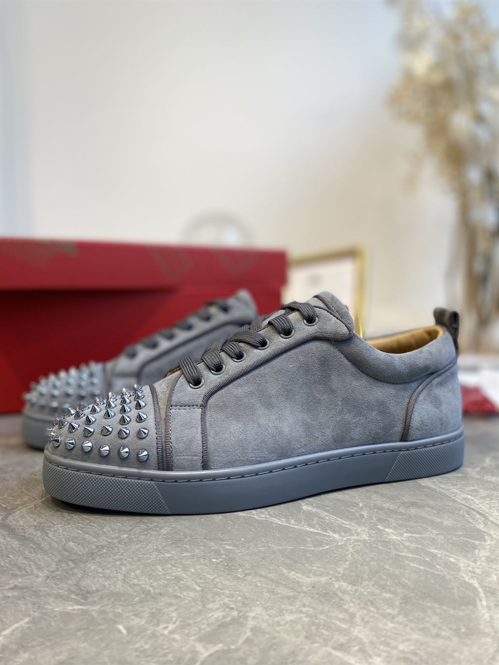 CHRISTIAN LOUBOUTIN LOUIS JUNIOR SPIKES - CLS024