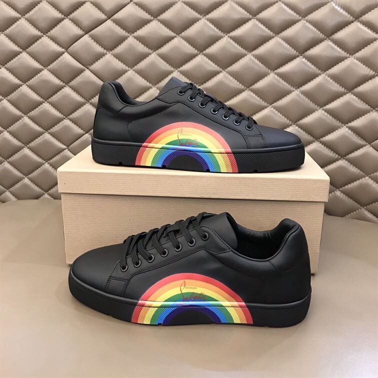 CHRISTIAN LOUBOUTIN LOW TOP SNEAKER - CLS019