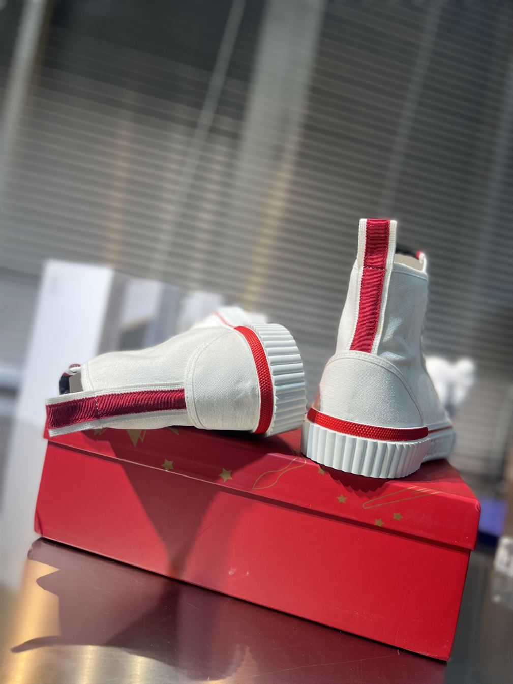 CHRISTIAN LOUBOUTIN PEDRO JUNIOR HIGH-TOP SNEAKERS - CLS026