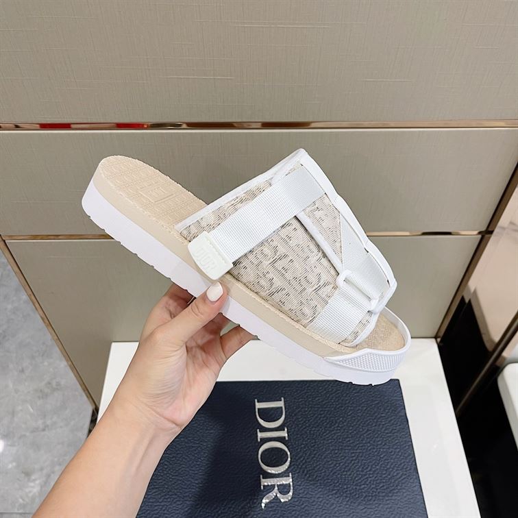 DIOR ALPHA SANDAL - DS006