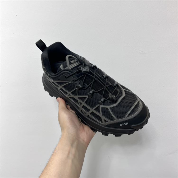 DIOR B31 RUNNER SNEAKER BLACK - DO095