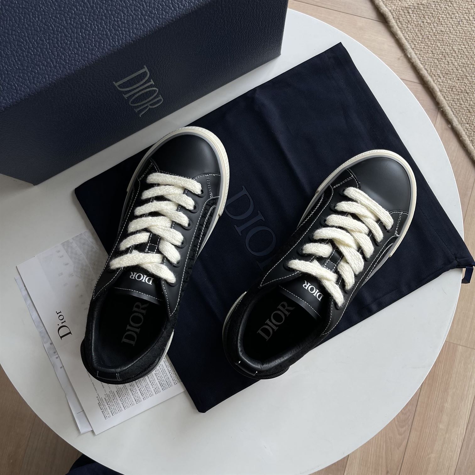 DIOR B33 SNEAKER BLACK SMOOTH CALFSKIN AND DIOR OBLIQUE JACQUARD - DO129
