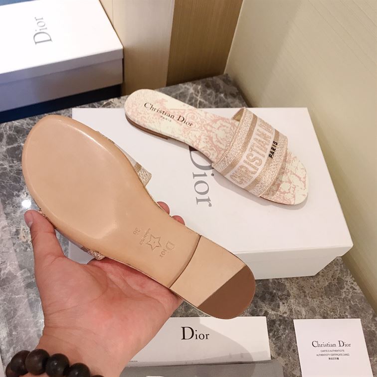 DIOR DWAY SLIDE - DS015
