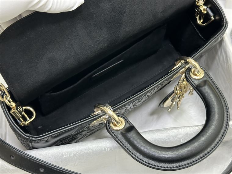 DIOR MEDIUM LADY D-JOY BAG BLACK QUILTED EFFECT