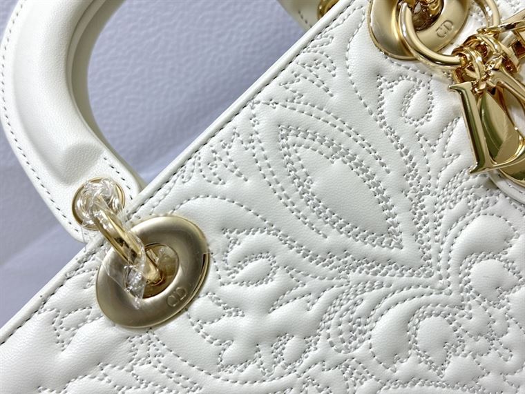 DIOR MEDIUM LADY D-JOY BAG LATTE QUILTED EFFEC