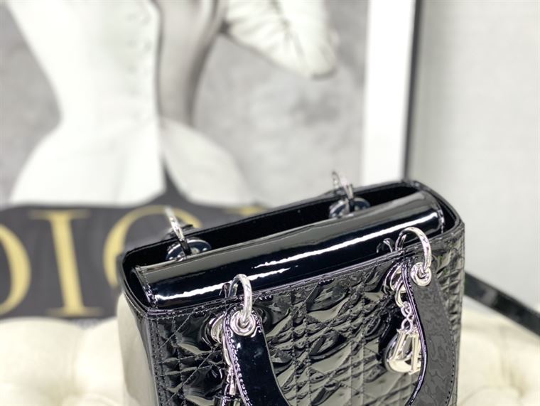 DIOR MEDIUM LADY DIOR BAG BLACK PATENT