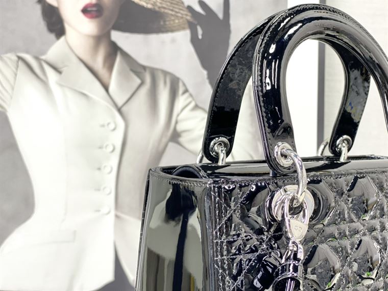 DIOR MEDIUM LADY DIOR BAG BLACK PATENT