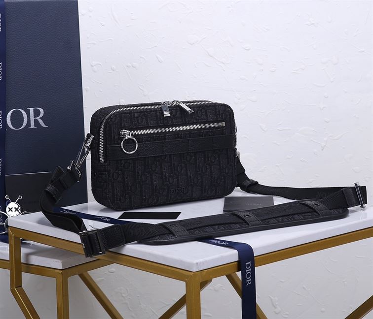 DIOR OBLIQUE SAFARI MESSENGER - DIO038