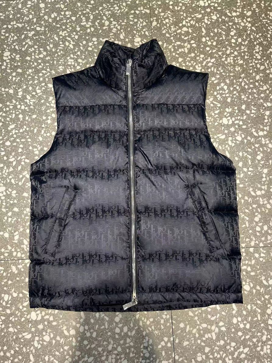 DIOR OBLIQUE SLEEVELESS DOWN JACKET - DRC014