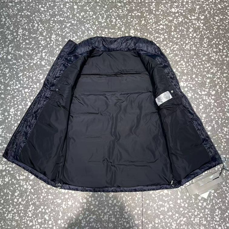 DIOR OBLIQUE SLEEVELESS DOWN JACKET - DRC014