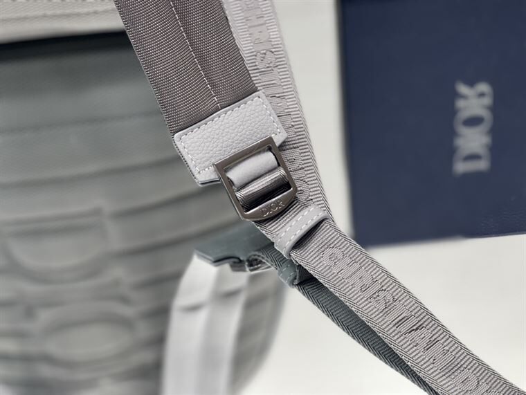 DIOR RIDER BACKPACK GRAY GRAINED CALFSKIN WTIH "CHRISTIAN DIOR 1947" SIGNATURE - DIO023