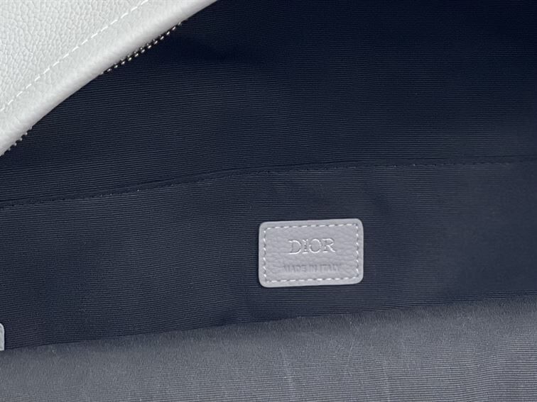 DIOR RIDER BACKPACK GRAY GRAINED CALFSKIN WTIH "CHRISTIAN DIOR 1947" SIGNATURE - DIO023