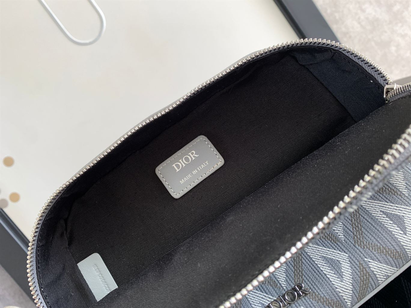 DIOR SAFARI BAG WITH STRAP GRAY CD DIAMOND CANVAS - DIO051