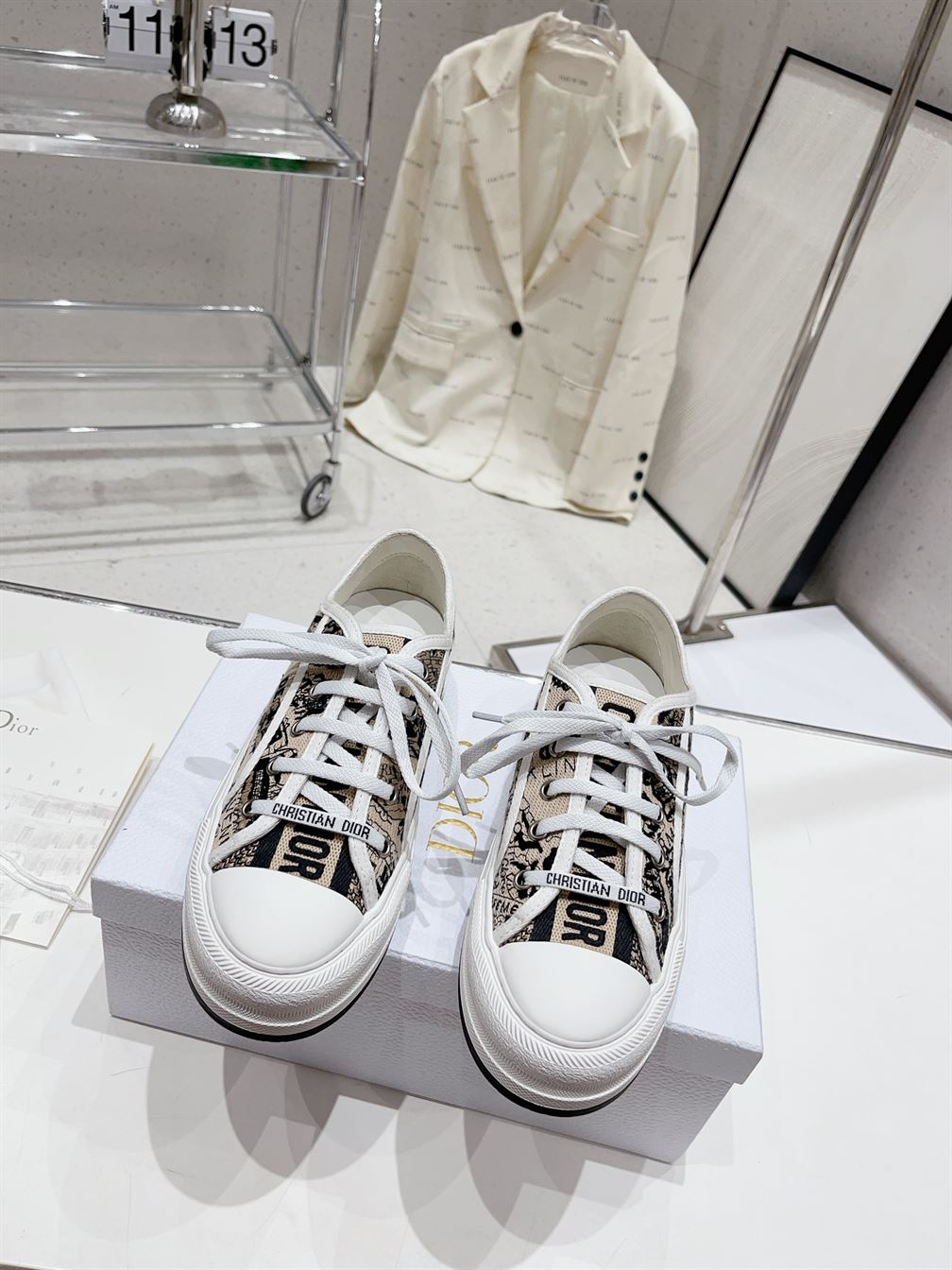 DIOR WALK'N'DIOR PLATFORM SNEAKER - DO111