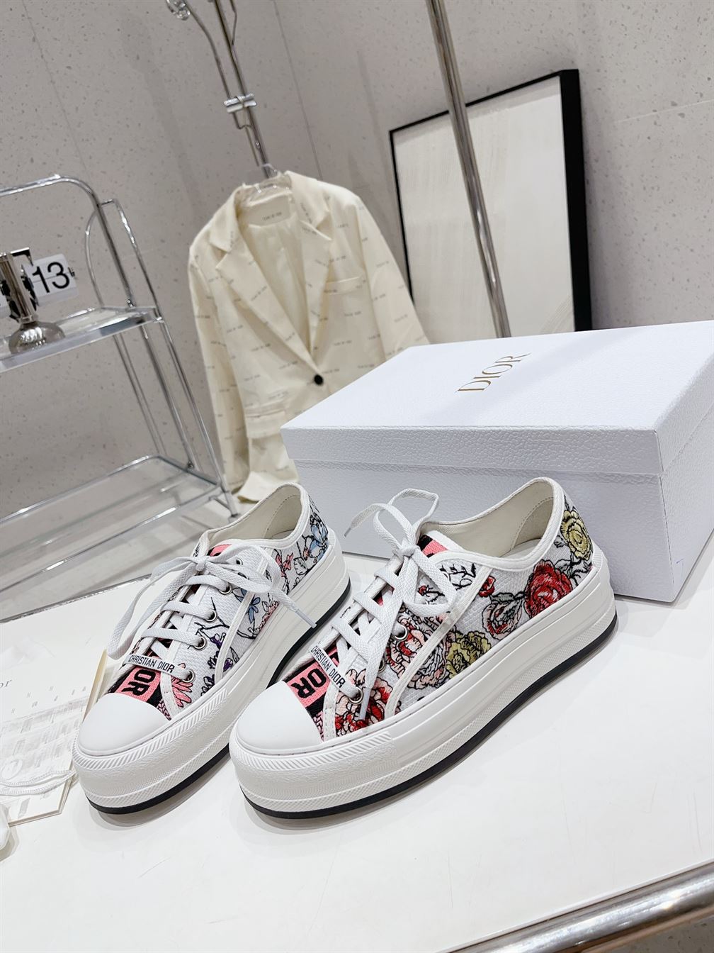 DIOR WALK'N'DIOR PLATFORM SNEAKER - DO112