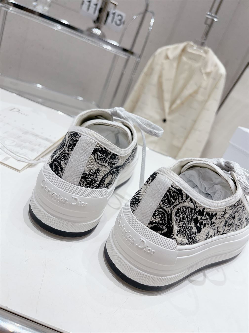 DIOR WALK'N'DIOR PLATFORM SNEAKER - DO113