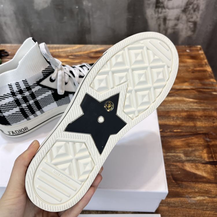 DIOR WALK'N'DIOR SNEAKER - DO122