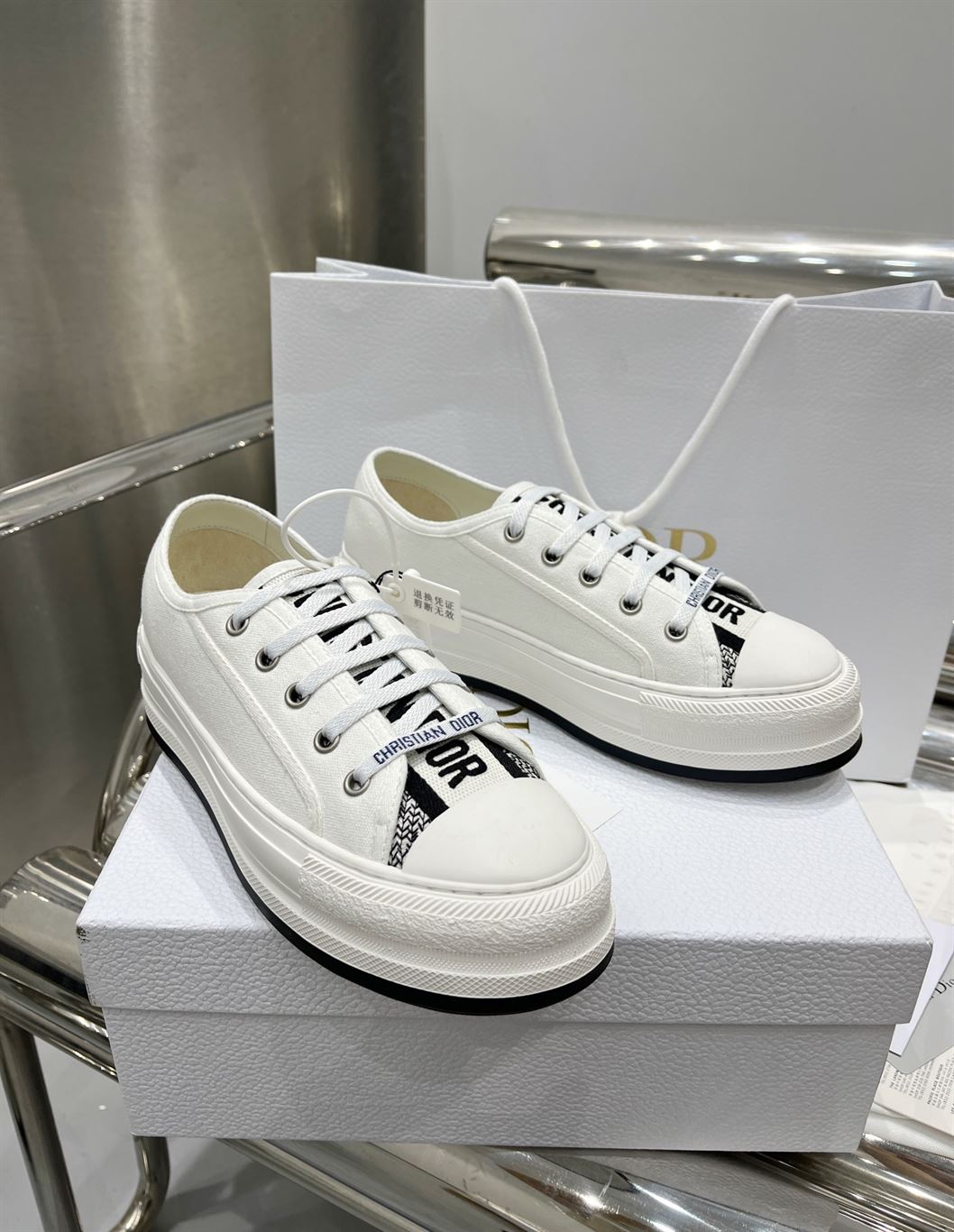 DIOR WALK'N'DIOR SNEAKER WHITE COTTON CANVAS - DO125