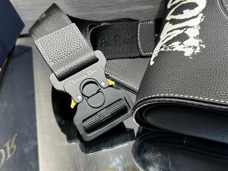 DIOR X PETER DOIG SADDLE BAG BLACK