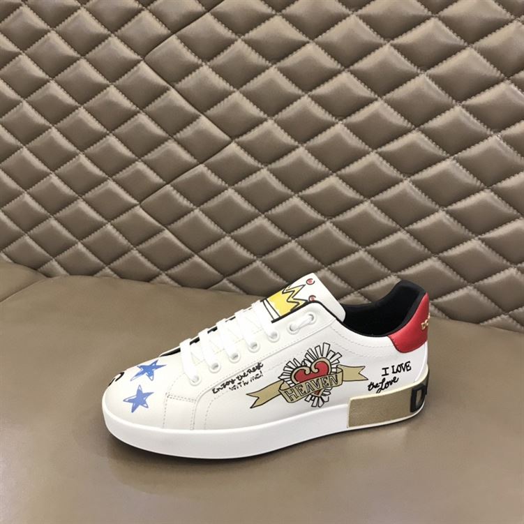 DOLCE & GABBANA LEATHER ROYAL LOVE PRINT SNEAKERS IN WHITE – DG007